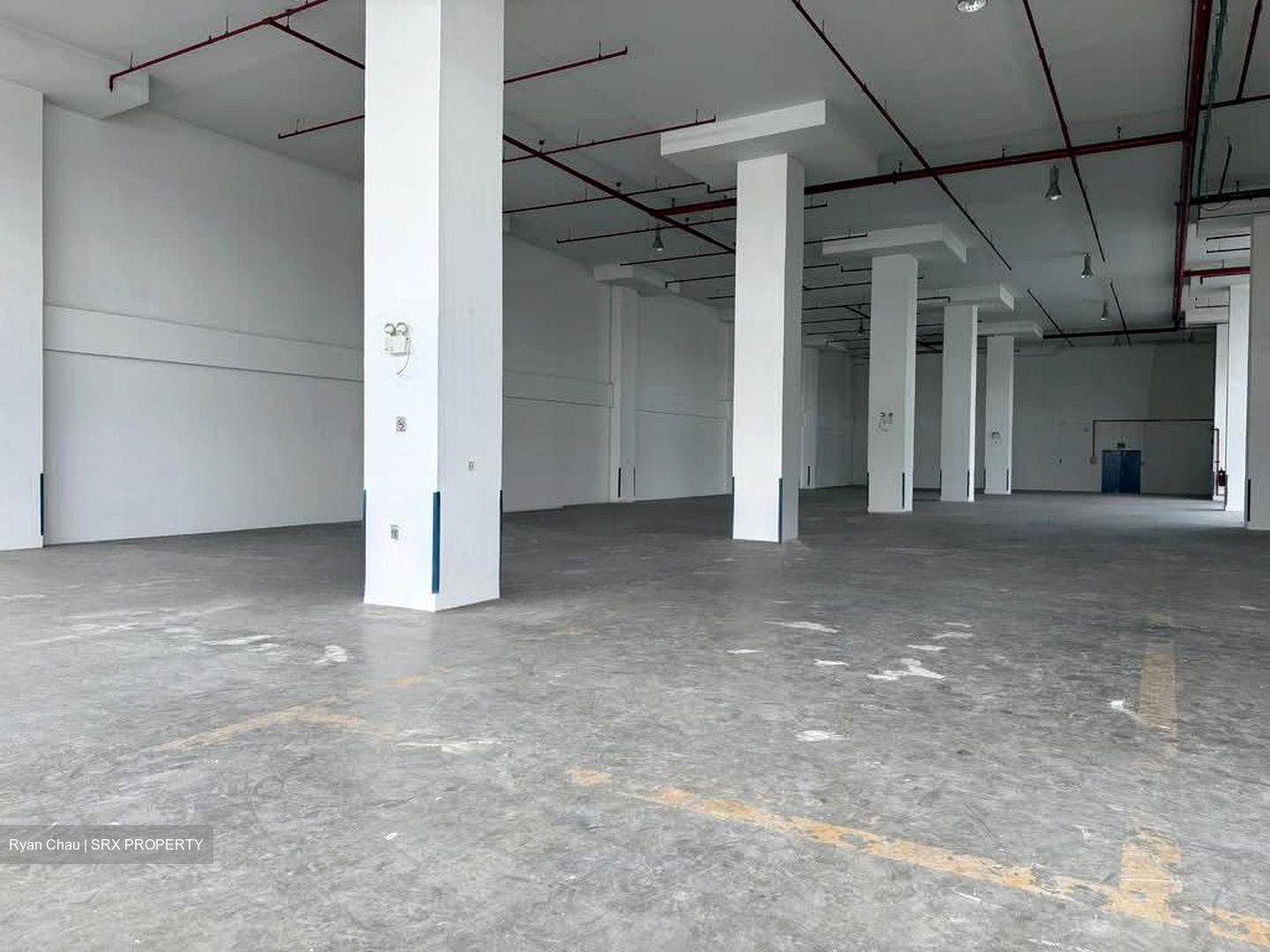 Thyssen Haniel Logistics Centre (D16), Warehouse #582815591